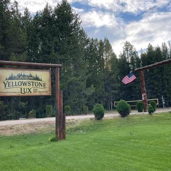 Yellowstone Lux Resort