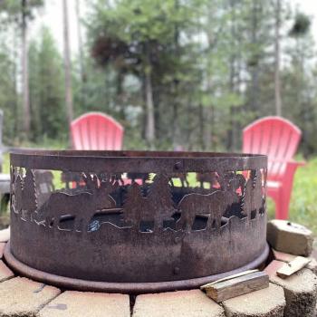Firepit and chairs for you to enjoy during your stay. Make sure to bring your own firewood.