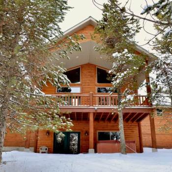 Welcome to Huckleberry Retreat.