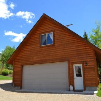 Front view of the Cool Hand Luke cabin.