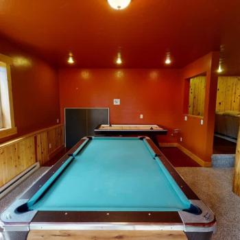 Basement game room to enjoy some quality time with everyone.