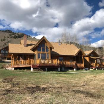 Welcome to Peaceful View Cabin.