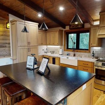 Large spacious kitchen.