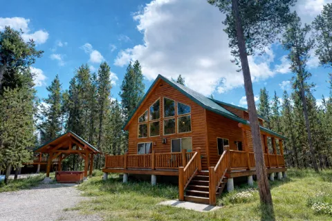 family cabin luxury Island Park, Idaho