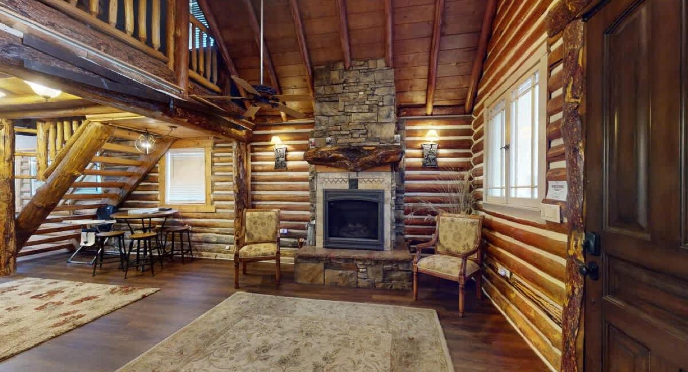 Entrance of the cabin in the living room.