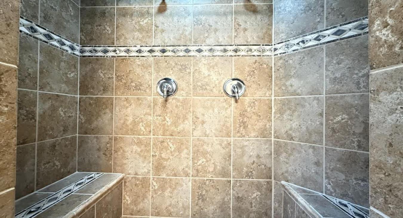 Main level Large walk-in double shower.