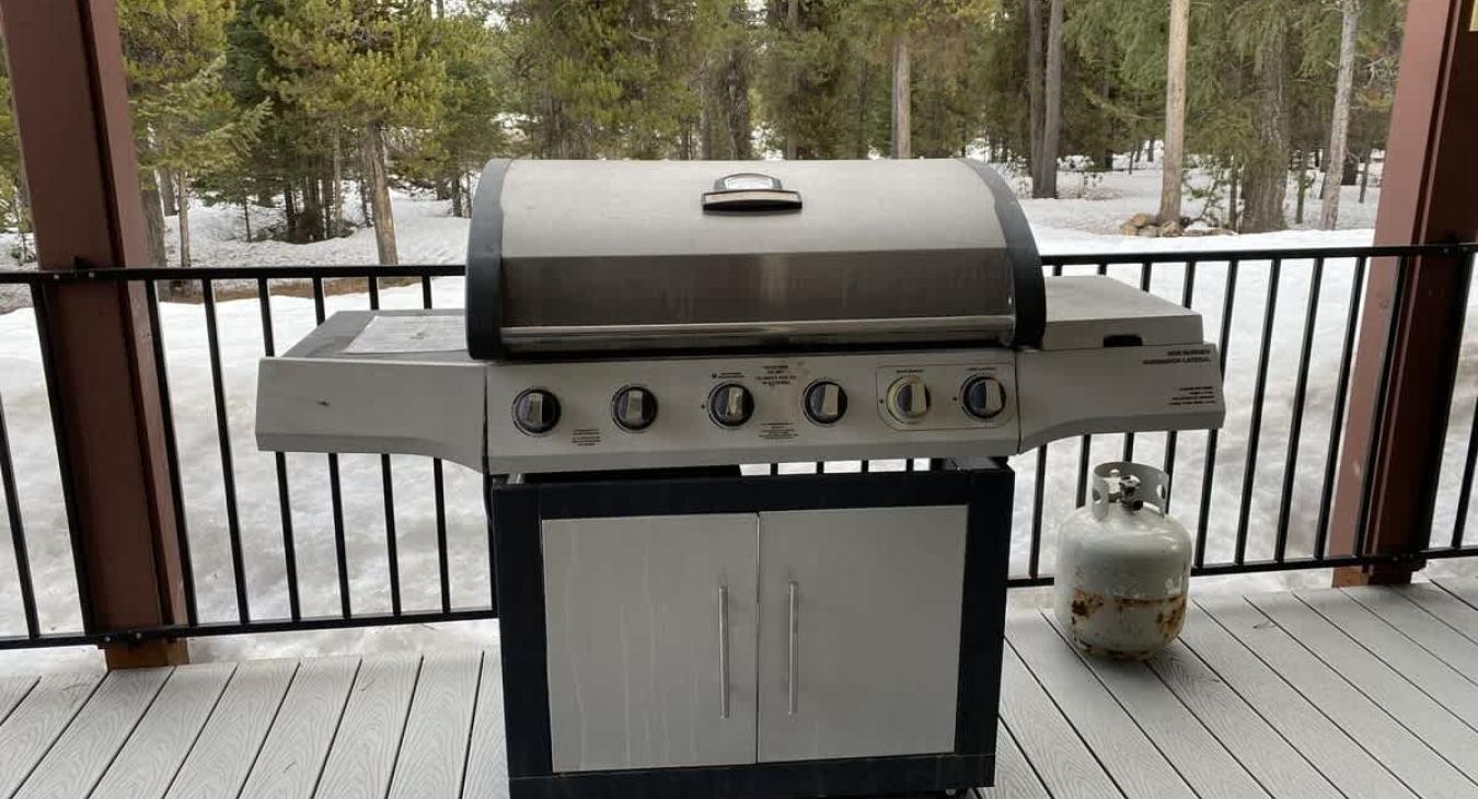 A grill is also available for your use.