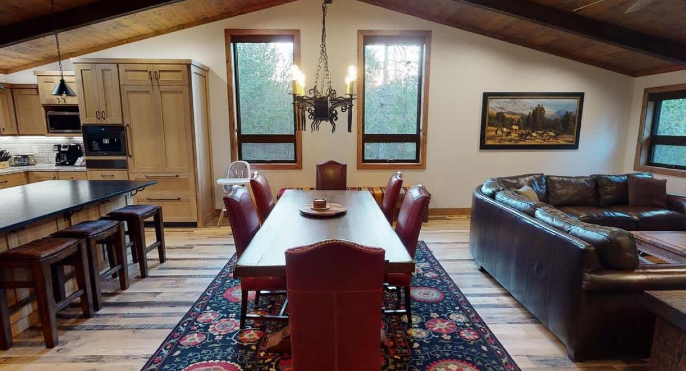 Enjoy being able to eat all together.