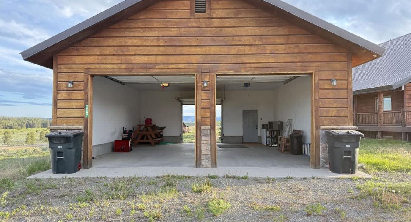 Large garage for your use.