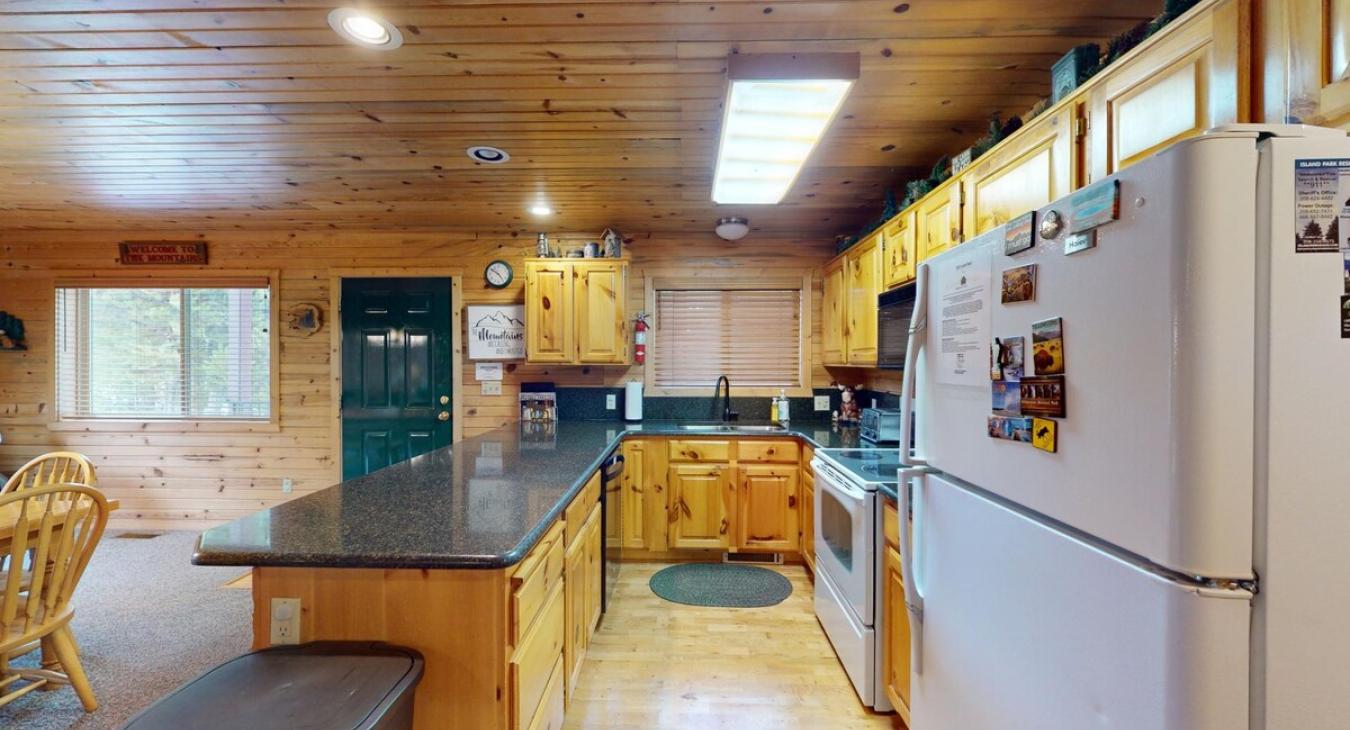 The perfect kitchen for that home cooked meal.