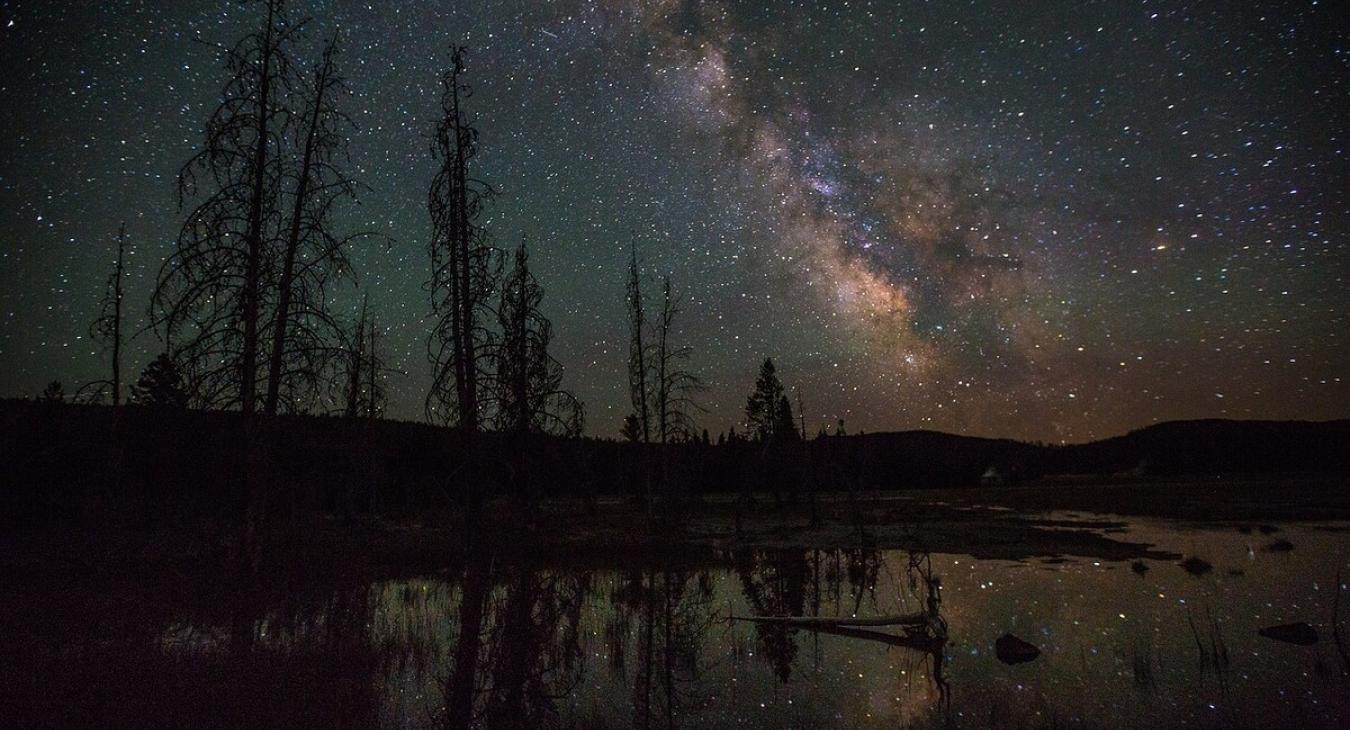 Scenic photos of landscape you might see on your trip.