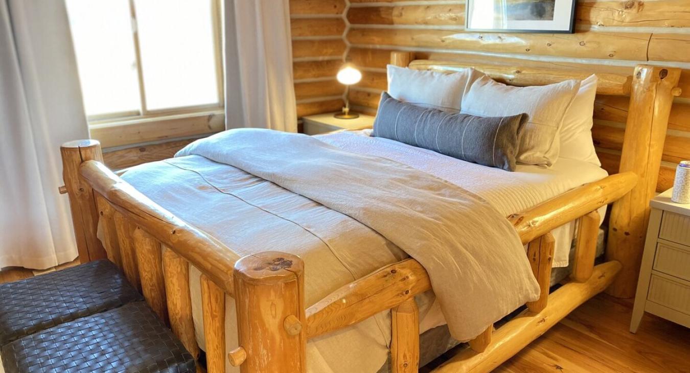 Lots of natural light flows into the room from the window.