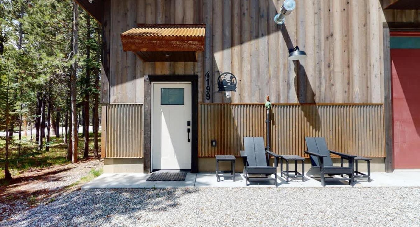 The entryway also comes with patio furniture to relax and soak up the sun during outdoor activities.