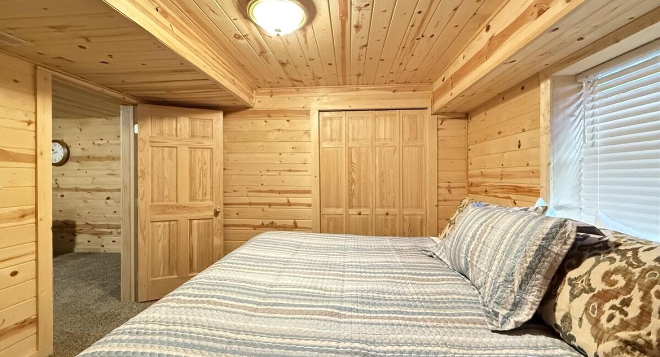 Perfect for 2 people. Hi I'm gonna go good night have fun save the morning Love you so what are you doing tomorrow yeah OK