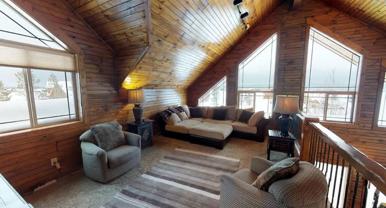 There is large seating for everyone to unwind after a long day.