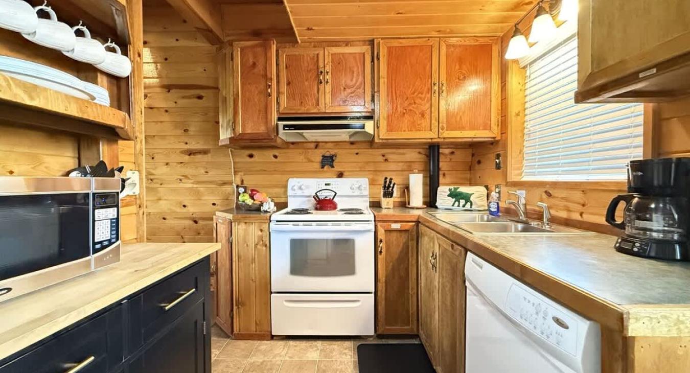 Fully equipped kitchen just bring food.