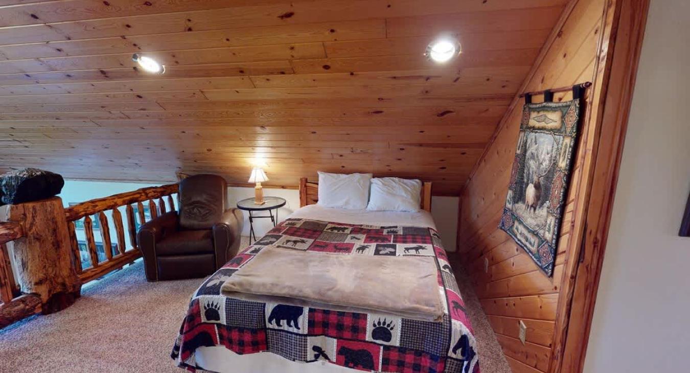 This area is perfect for up to 2 people.