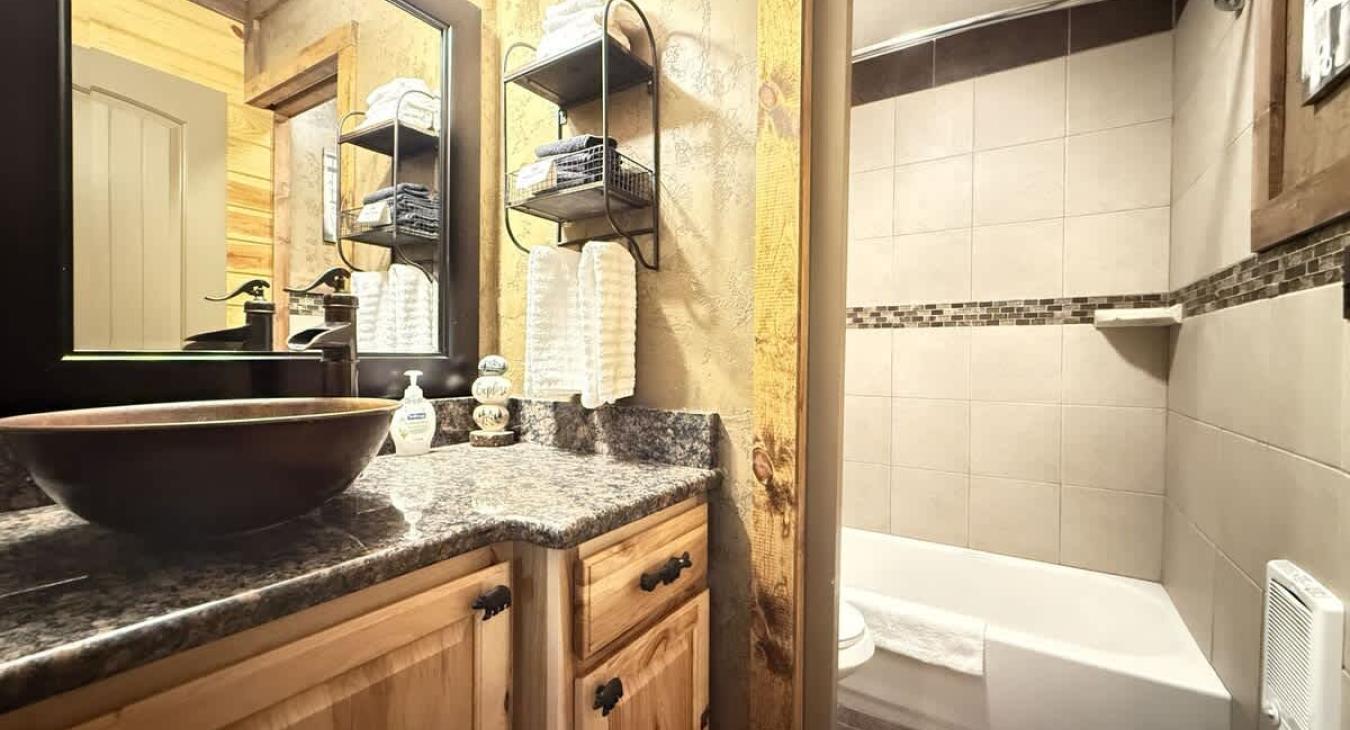 Clean towels are provided in each bathroom during your stay.