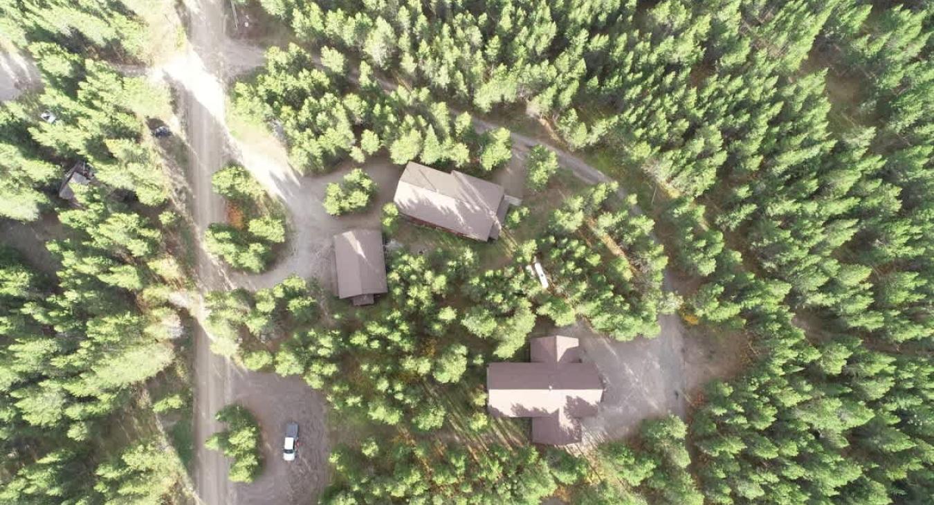 Aerial view of Huckleberry Retreat.