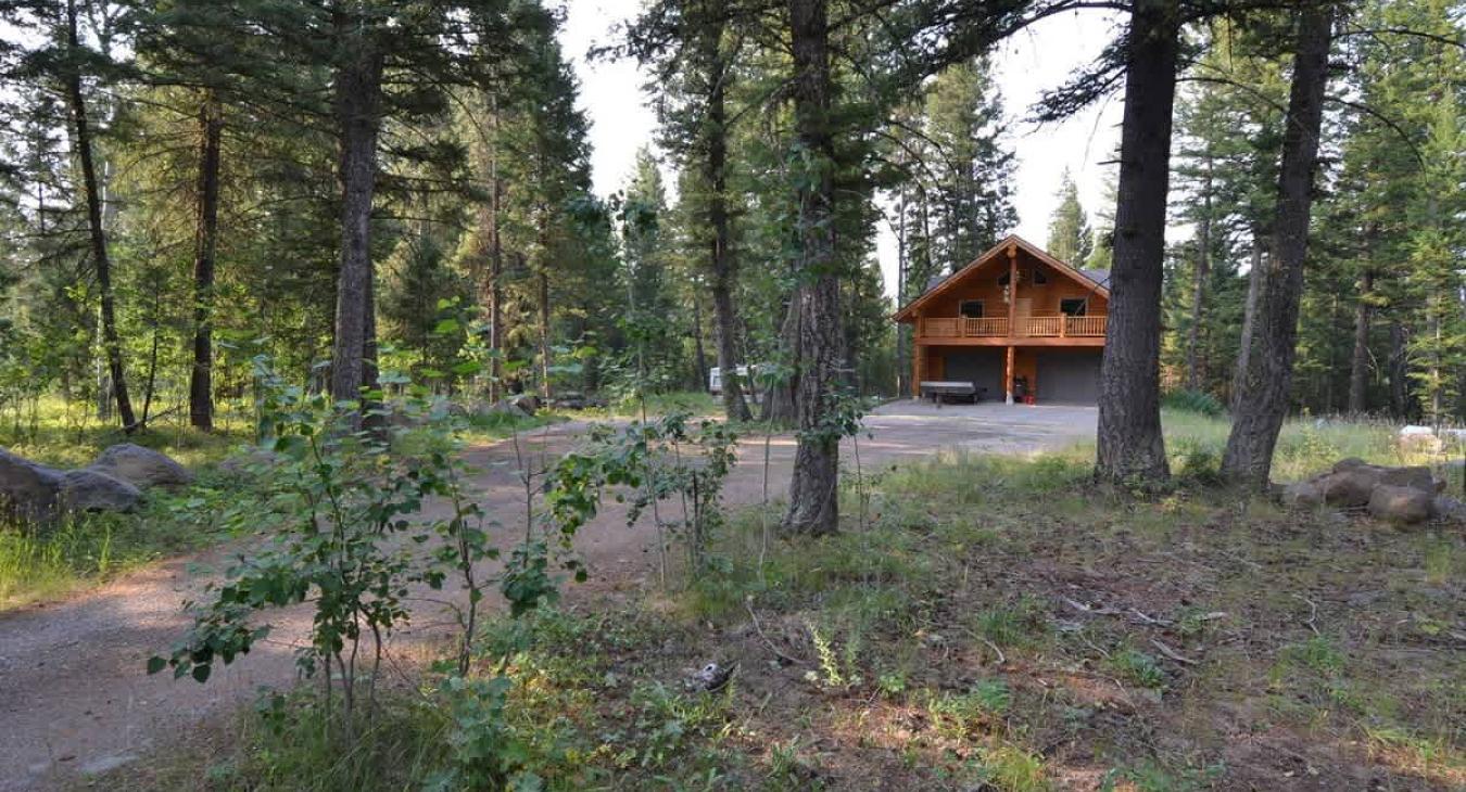 Front view of apartment.