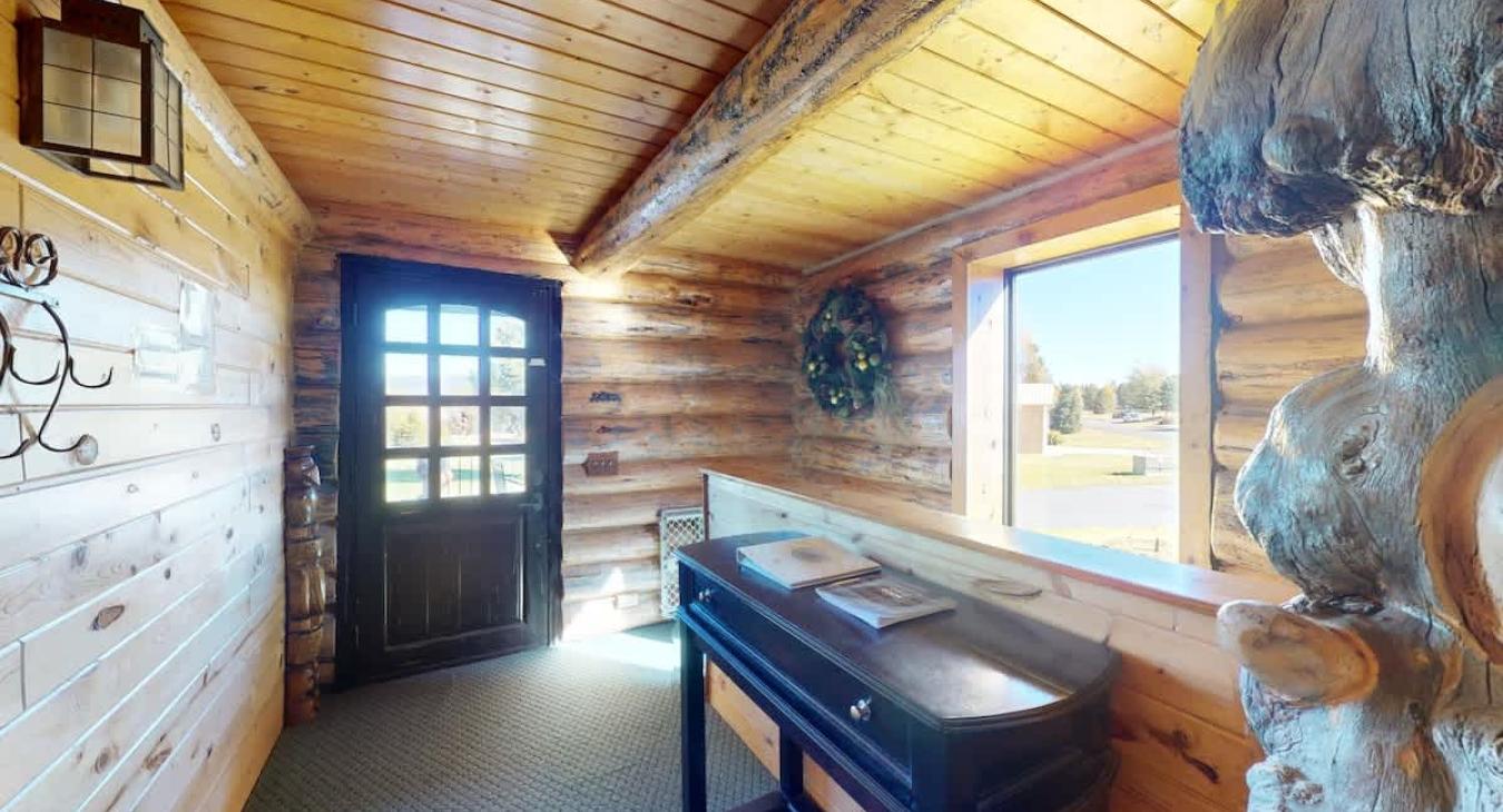 When you enter there is table with a guest book to write about your stay.