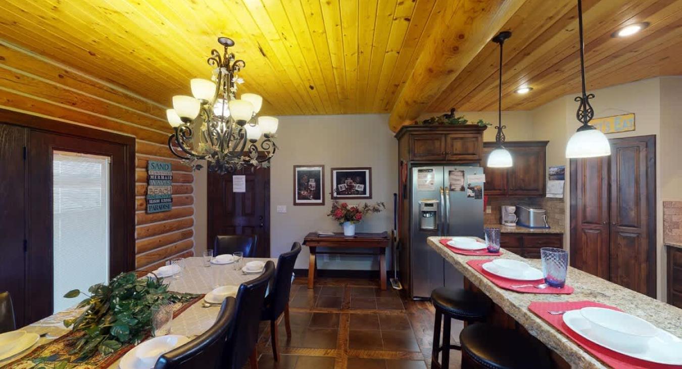 The kitchen and dining area flow seamlessly together. Perfect if you are planning on hosting a big meal during your stay.
