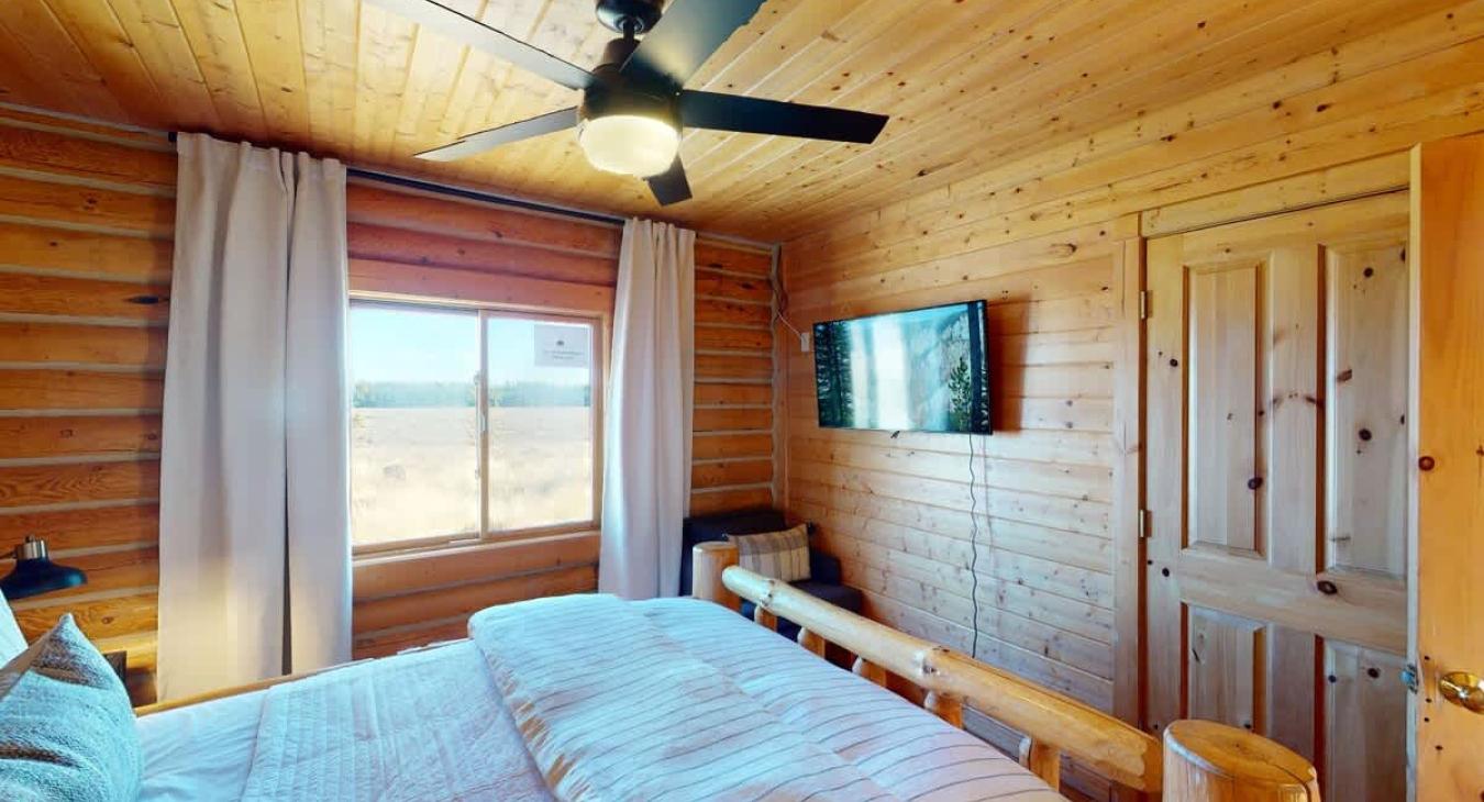 Equipped with a tv for entertainment.