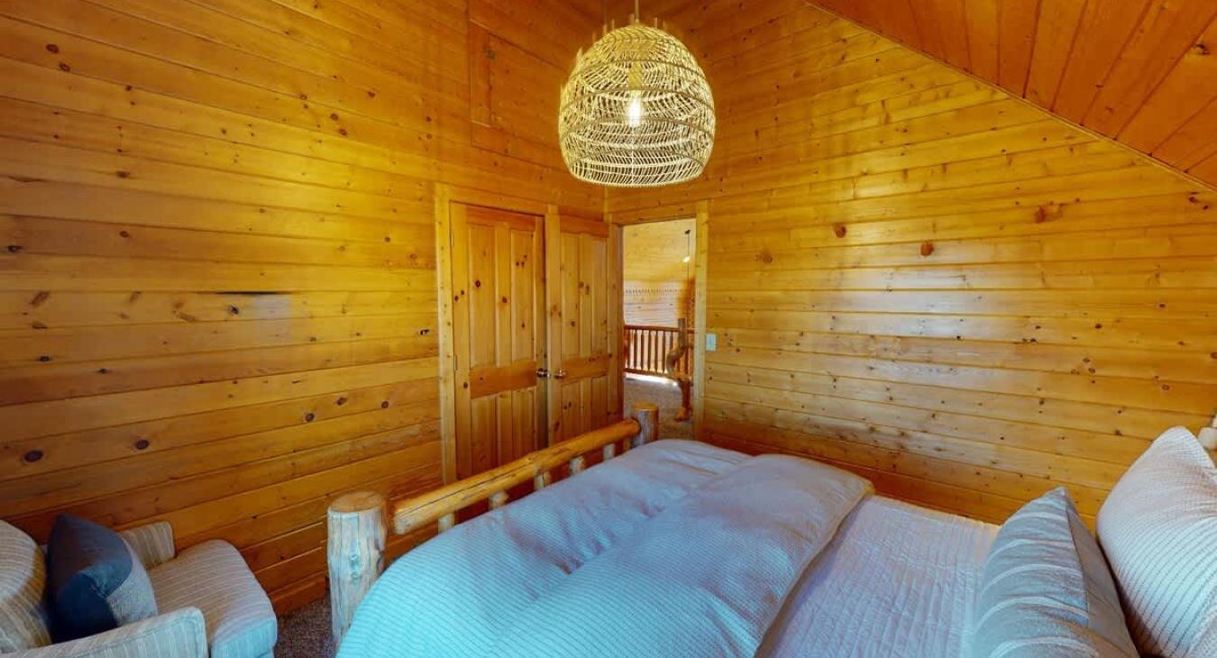 Beautifully decorated to enhance the beauty of the cabin.