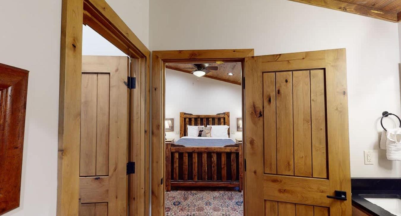 View of the third bedroom from the connected bathroom.
