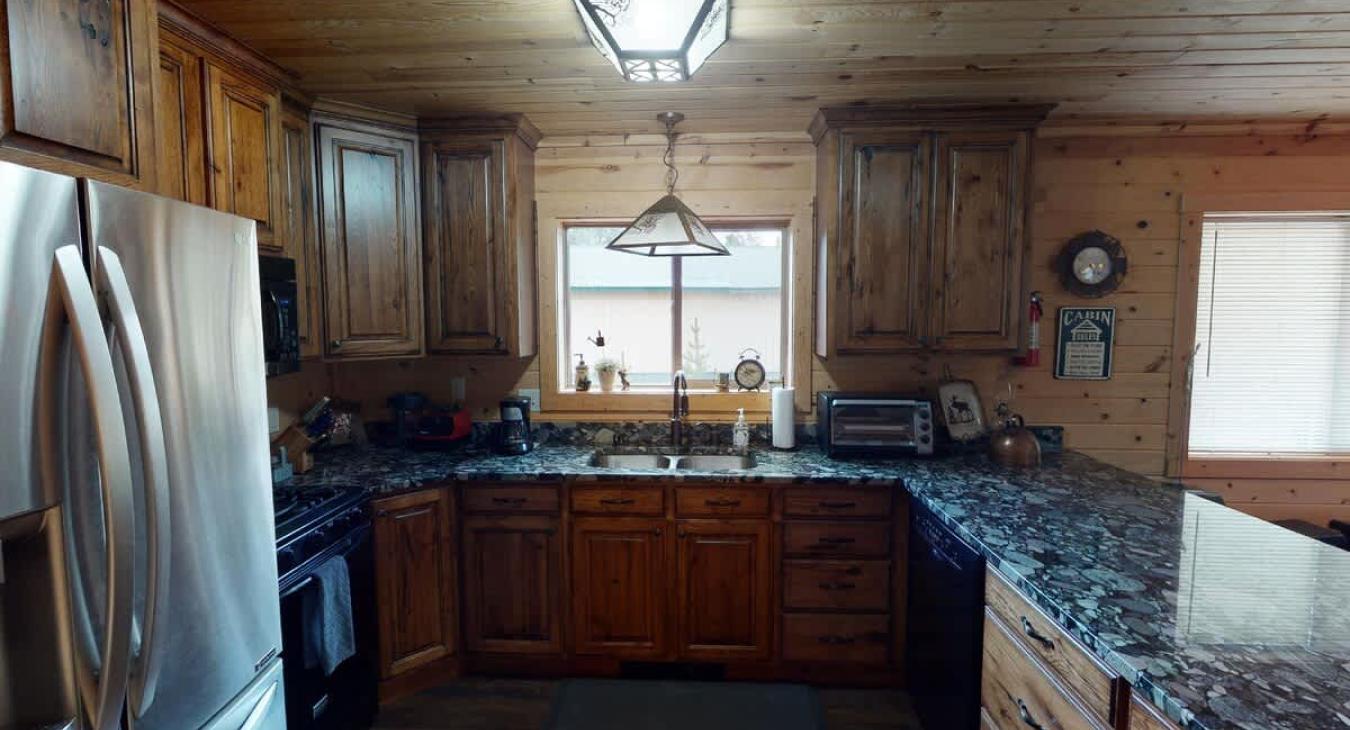 This kitchen is equipped for the perfect home cooked meal.