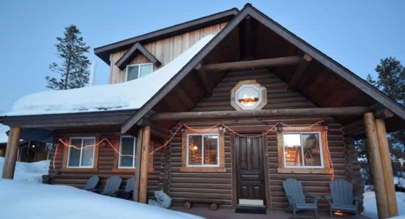 Mack's Inn is the perfect cabin for families.