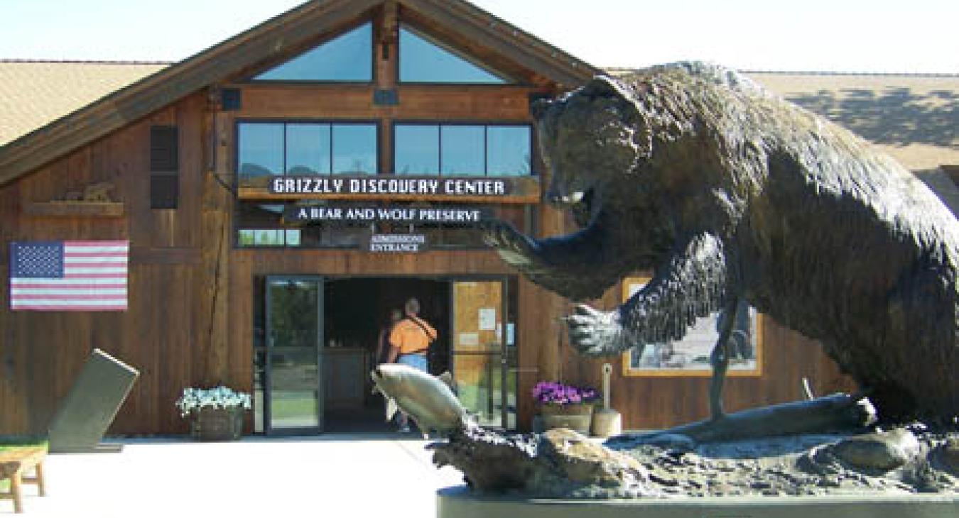 Grizzly & Wolf Discovery Center
