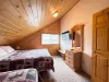Equipped with a Queen size bed and a Double bed.